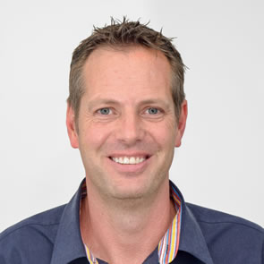 Neil Larkens